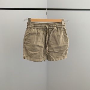 ARITZIA/WILFRED FREE - HIGH WAISTED SHORTS